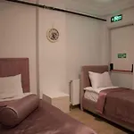 Nupelda Hotel *